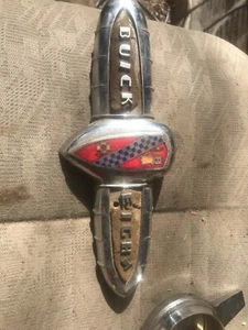 Emblema Buick años 50 - Imagen 1 de 2