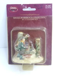 Christmas Village Figurine Boy at Well Resin Santa's Workshop 2000 VTG NOS - Picture 1 of 4