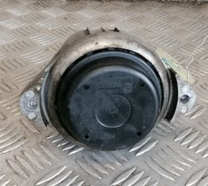 Motorhalter - BMW 1er 118d E87 - Ref: 6768800-03 - Bild 1 von 4