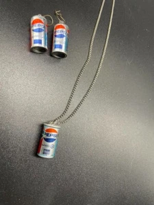Juego de collar y pendientes vintage de lata de Pepsi-Cola usados en excelente estado - Imagen 1 de 9