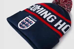 ENGLAND WORLD CUP BOBBLE HAT MENS WOMENS KIDS ITS COMING HOME CHRISTMAS GIFT - Picture 1 of 8