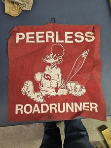 Vintage Peerless Roadrunner Trailer Flag - Picture 1 of 4