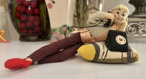 Vintage 1950s Roldan Klumpe Teen Talking On Phone Doll Figurine AS IS - Picture 1 of 6
