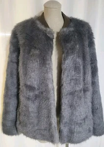 Fabulous Plushy Gray Faux Fur Coat Jacket XL Mob Wife Rich Girl EUC Goth Punk - Picture 1 of 4
