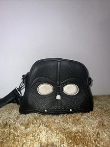 Loungefly Funko Pop! Star wars Darth Vader Crossbody With Darth Vader Pin - Picture 1 of 6