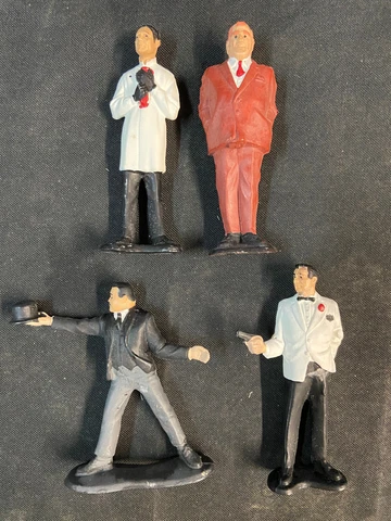 GILBERT TOYS 007 JAMES BOND 3.5" ACTION FIGURE SET OF 4 LOOSE FIGURES 1965 Cover