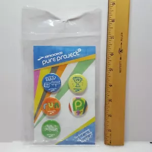 Brooks Running PURE PROJECT Run Happy 5er Pack 1,25" Custom Buttons Pinbacks Neu in Verpackung - Bild 1 von 8