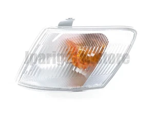 Toyota Genuine 81521-12670 Front Turn Signal Lamp Lens LH for Corolla Levin 95-9 - Picture 1 of 12