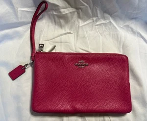 Coach Dark Pink Leather Wristlet Double Pocket Zip Beautiful Condition # 2 - Picture 1 of 12