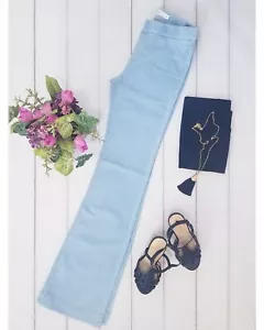¡REABASTECIDO!!! Pantalones de mezclilla ligeros para violonchelo de altura media pull on de lujo - mezclilla ligera - Imagen 1 de 7