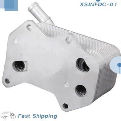 Enfriador de aceite de motor para Volkswagen Jetta Passat Audi A3 A4 TT 2.0L 06D117021C Foto 1 de 3
