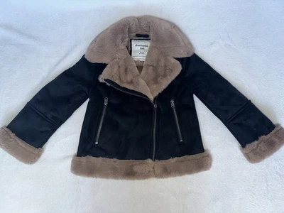Chaqueta de motociclista de piel sintética de oveja Abercrombie and Fitch niñas 5/6 negra y marrón Foto 1 de 4