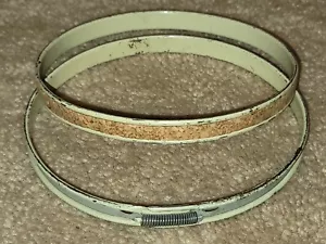 Vintage 5" Enamel Round Metal Spring Tension & Cork Lined Embroidery Hoop - Picture 1 of 3
