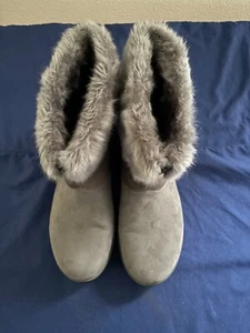 Clarks Slipper mit Kunstfellfutter, grau, Größe 12M - Bild 1 von 7