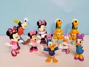 SIEHE VIDEO!! Disney Minnie Mickey Mouse Donald Stand Daisy Clubhaus Figuren Konvolut - Bild 1 von 3
