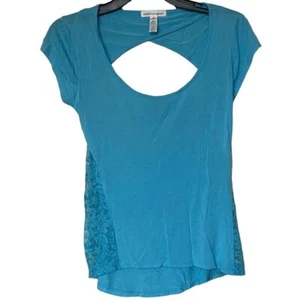 Ambiance Apparel Women's Shirt Short Sleeve Breathable Light Blue w/Lace Size M - Picture 1 of 7
