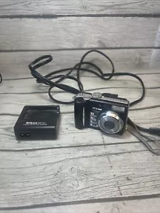 Nikon COOLPIX 7900 7.1MP Digital Camera - W/ Battery charger Untested- - Picture 1 of 8