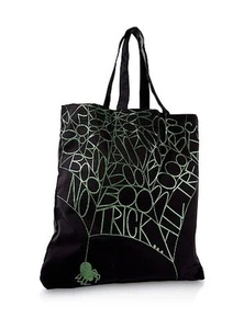 NEW Bath & and Body Works BLACK Halloween trick or treat TOTE BAG handbag purse - Picture 1 of 1