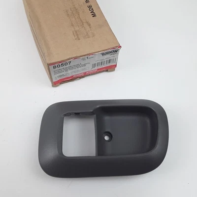 Bisel manija puerta interior delantera izquierda Dorman 80507 para Toyota Sienna (1998-2003) Foto 1 de 4