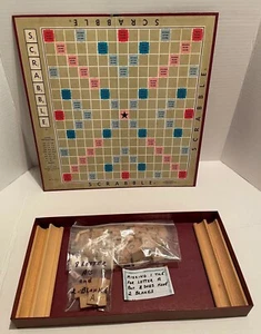 Gioco da tavolo scarabeo vintage 1948-1953 Selchow & Righter Co lettere scrapbooking - Foto 1 di 12