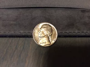 1974,Gold toning,BU,Full Steps,Jefferson nickel,Only the coin on the left **** - Picture 1 of 3