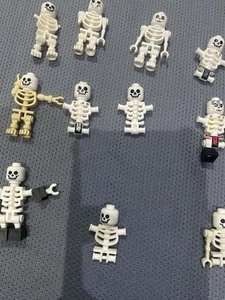 Lego Minifigures Skeleton Bundle - Picture 1 of 7