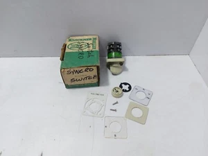 Klockner Moeller T1-2-16/eZ-NA Syncro Switch 10A 600V AC - Picture 1 of 9