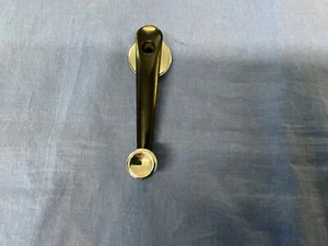 ONE SINGLE MGB WINDOW WINDER HANDLE 1962-67 MGC MIDGET 34G2528 EARLY - Picture 1 of 3