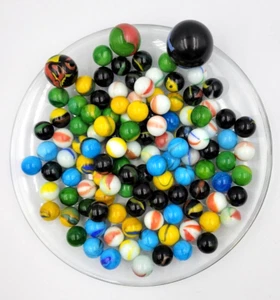 Lot Of 100+ Akro Agate Marbles Assorted Colors with 3 Shooters - Picture 1 of 12