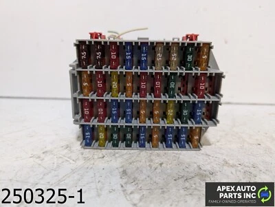 OEM 2004-2007 Volvo V70 2.5L FUSE BOX RELAY SWITCH PANEL - Image 1 of 4