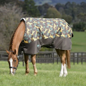 Weatherbeeta Comfitec Tyro Standard Neck Medium Turnout Rug - Picture 1 of 22