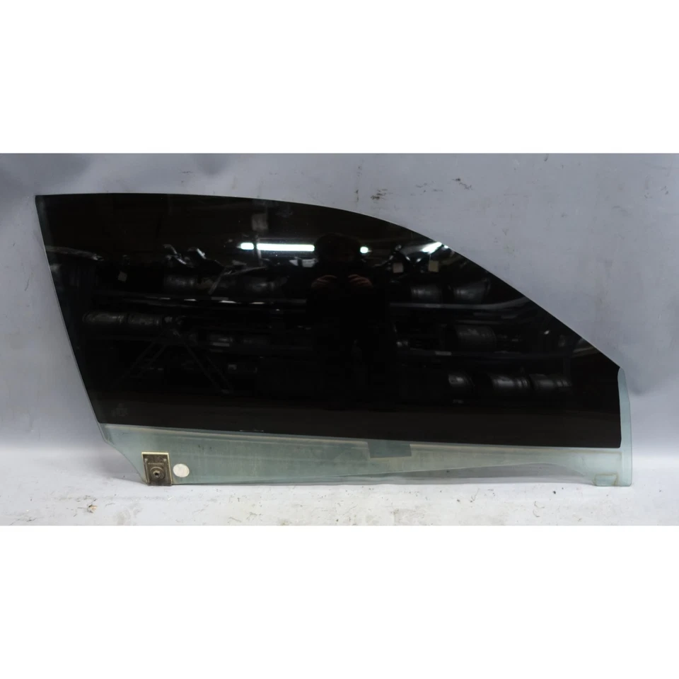BMW E46 2000-2006 convertible puerta delantera derecha ventana arañazos de vidrio Foto 1 de 4