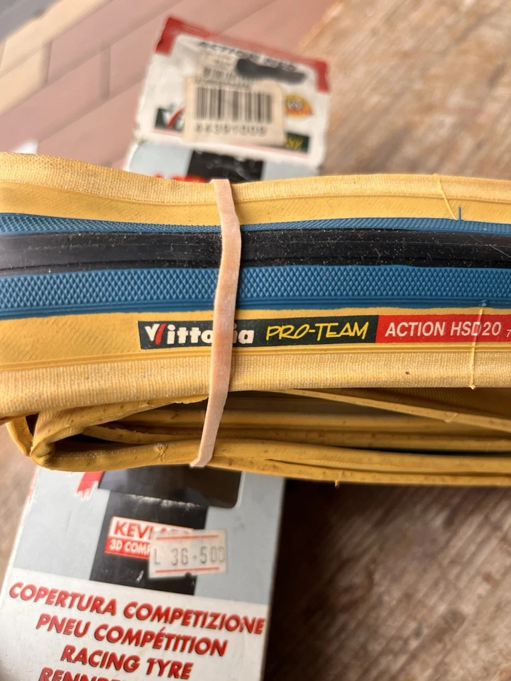 Copertone Tyre Bici Da Corsa Vittoria Dual Compound 700x20 Vintage Nos Bdc - Immagine 1 di 4