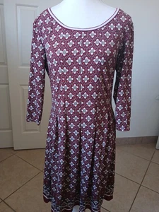 Max Studio Women's FLORAL Round Neck Long Sleeve Knee Length Dress SZ S maroon - Picture 1 of 15