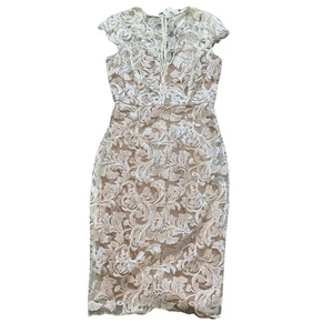 Abito elegante bianco midi in rilievo Baltic Born Jaqueline - Medium nuovo con etichetta - Foto 1 di 7