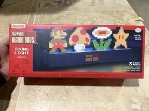 Paladone Super Mario Bros Iconos Luz 3 Modos de Luz Música Reactiva - Imagen 1 de 5