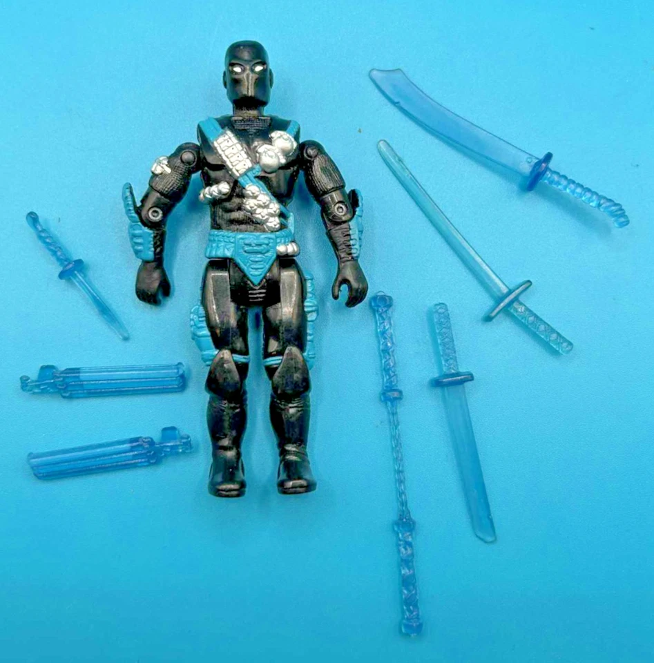 De colección 1993 GI Joe Ninja Force SNAKE EYES V5 100% COMPLETO armas transparentes Foto 1 de 4
