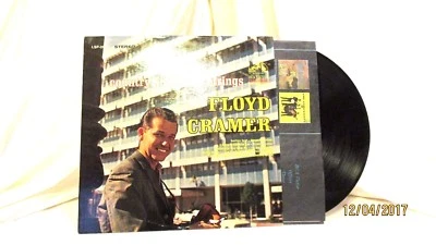 1964 Floyd Cramer Country Piano City Strings Vinyl LP 33 RCA Victor LSP 2800  - Image 1 of 4