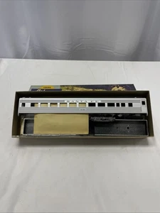 Athearn 1811 Scala Ho Santa FE SL Coach Kit, Nuovo con scatola! - Foto 1 di 5