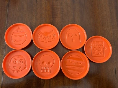 NUEVO 7 EMOJI CHEF MIMADO NARANJA CORTADORES DE GALLETAS HALLOWEEN JUEGO ATERRADOR MANUALIDADES DOH Foto 1 de 4