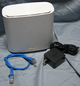 ASUS ZEN WIFI XT8 AX6600 TRI BAND WIFI 6 AI MESH SYSTEM ROUTER WIRELESS BIANCO - Foto 1 di 3