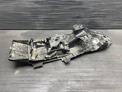 Guardabarros trasero Suzuki GSXR1000 2011 bandeja de batería OEM #121254 Foto 1 de 4