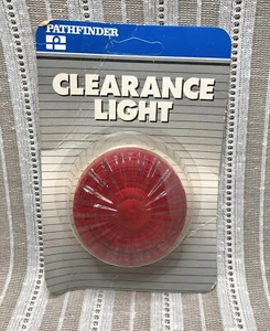 Vintage PATHFINDER CLEARANCE MARKER LIGHT V-727WR/20508 NOS USA Red RV Trailer - Foto 1 di 2