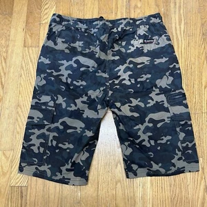Pantalones Cortos de Carga Akademiks Para Hombres Talla L Verde Camuflados Cintura Elástica con Cordón - Imagen 1 de 13
