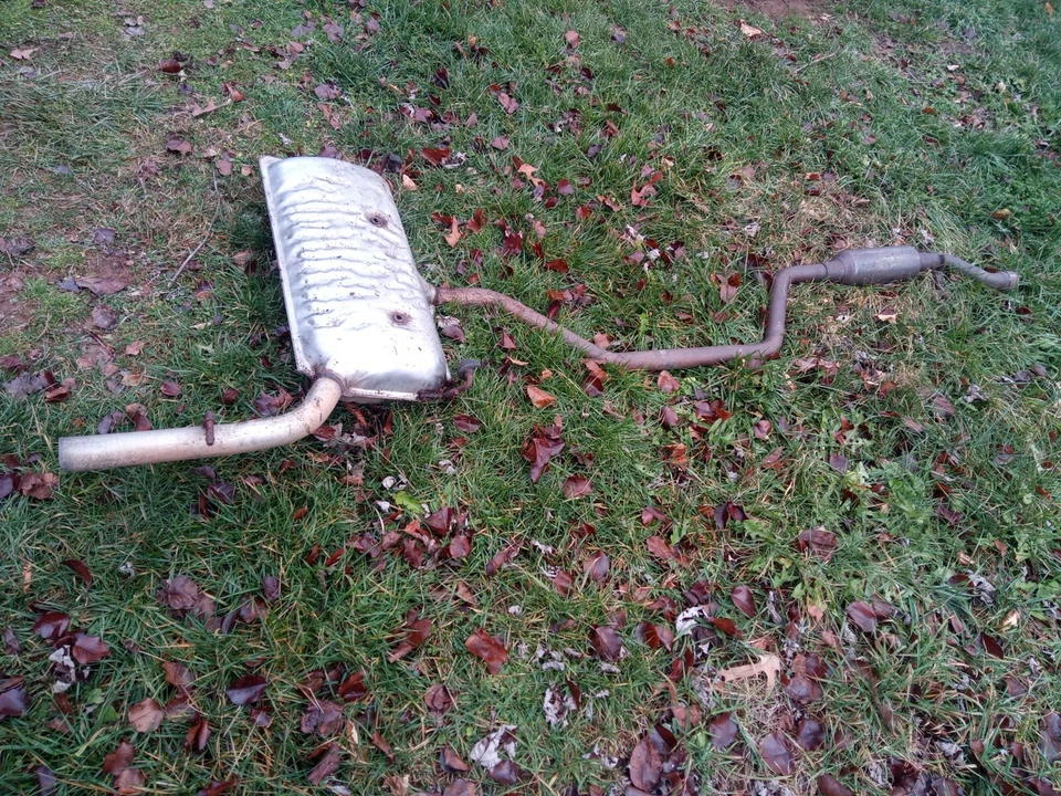 Silenciador de escape Chrysler 200 2013 convertidor catalítico sistema de tubo de manguera 13 Foto 1 de 4