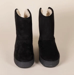 Amazon Essentials Shearling Boots Black Microsuede size 10.5 BNWT in box - Picture 1 of 11