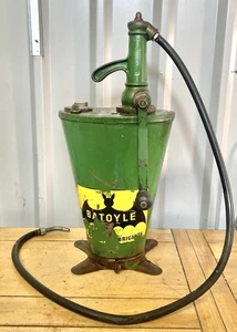 Vintage Baelz Oil Pump Dispenser Liveried “Batoyle” Green & Yellow Bat - Picture 1 of 19