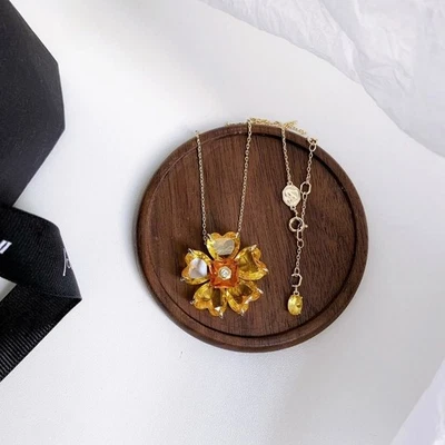 Nuevo En Caja GIft Collar Idylia Flor, Amarillo, Chapado en Oro Tono 5650570 Foto 1 de 4