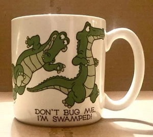 MESSAGE TASSEN DONT BUG ME IM SWAMPED VINTAGE 1990ER WEISS KERAMIK KAFFEETASSE/TASSE - Bild 1 von 8