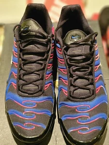 Nike Air Max Plus Schwaz Rot Blau - Bild 1 von 4